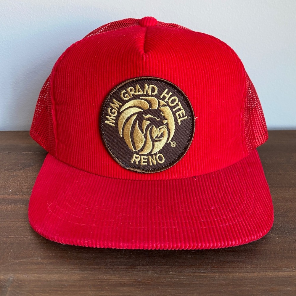 Vintage MGM Grand Hotel Reno Red Corduroy Mesh Trucker Hat Snapback Korea 80s
